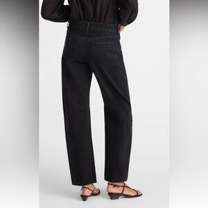 Madewell darted barrel-leg Jean